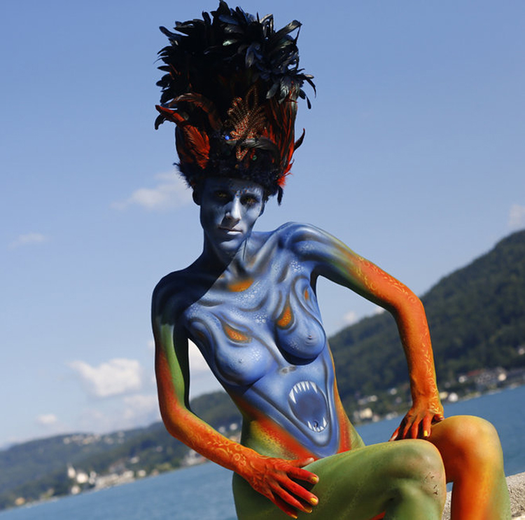 200 nghệ sỹ đến từ 40 quốc gia đã mang đến lễ hội body painting những tác phẩm vô cùng độc đáo